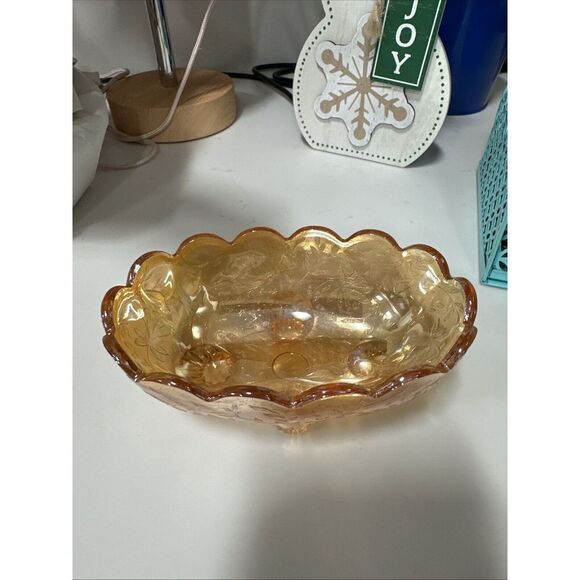 Sundae Bowl Carnival Glass 2 In Tall 5in Long - Picture 2 of 3